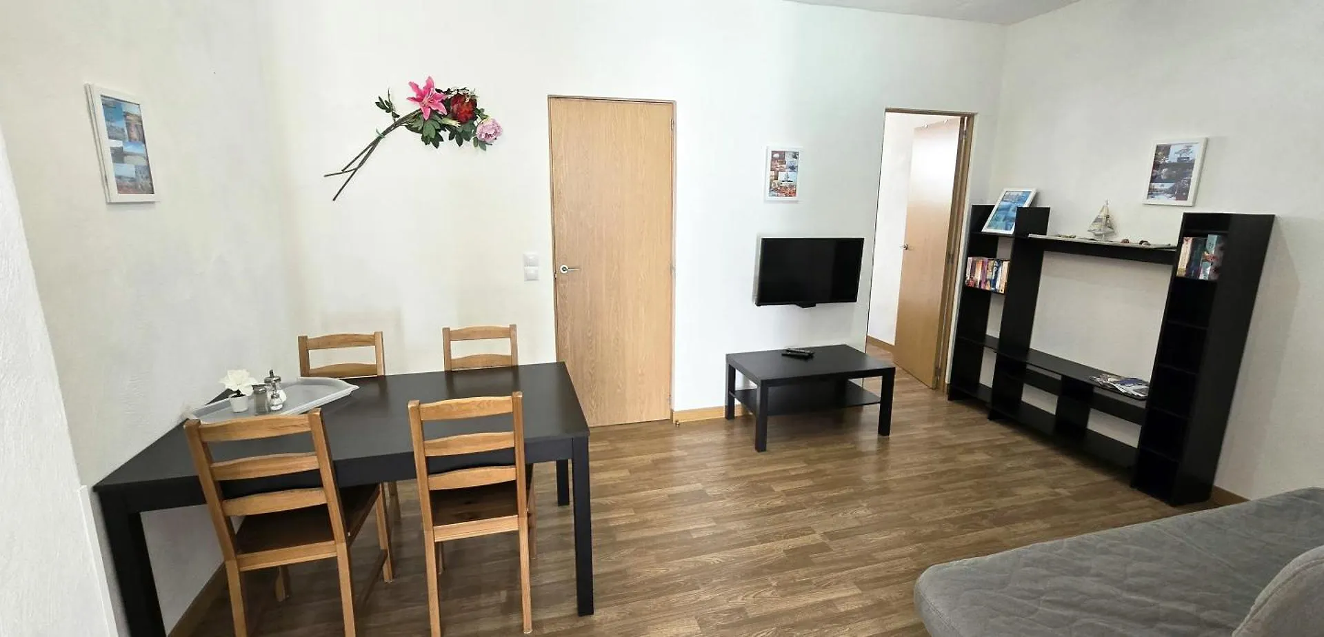 Casa Roja 3 Tias - Quiet Resort, Central, Parking Apartment