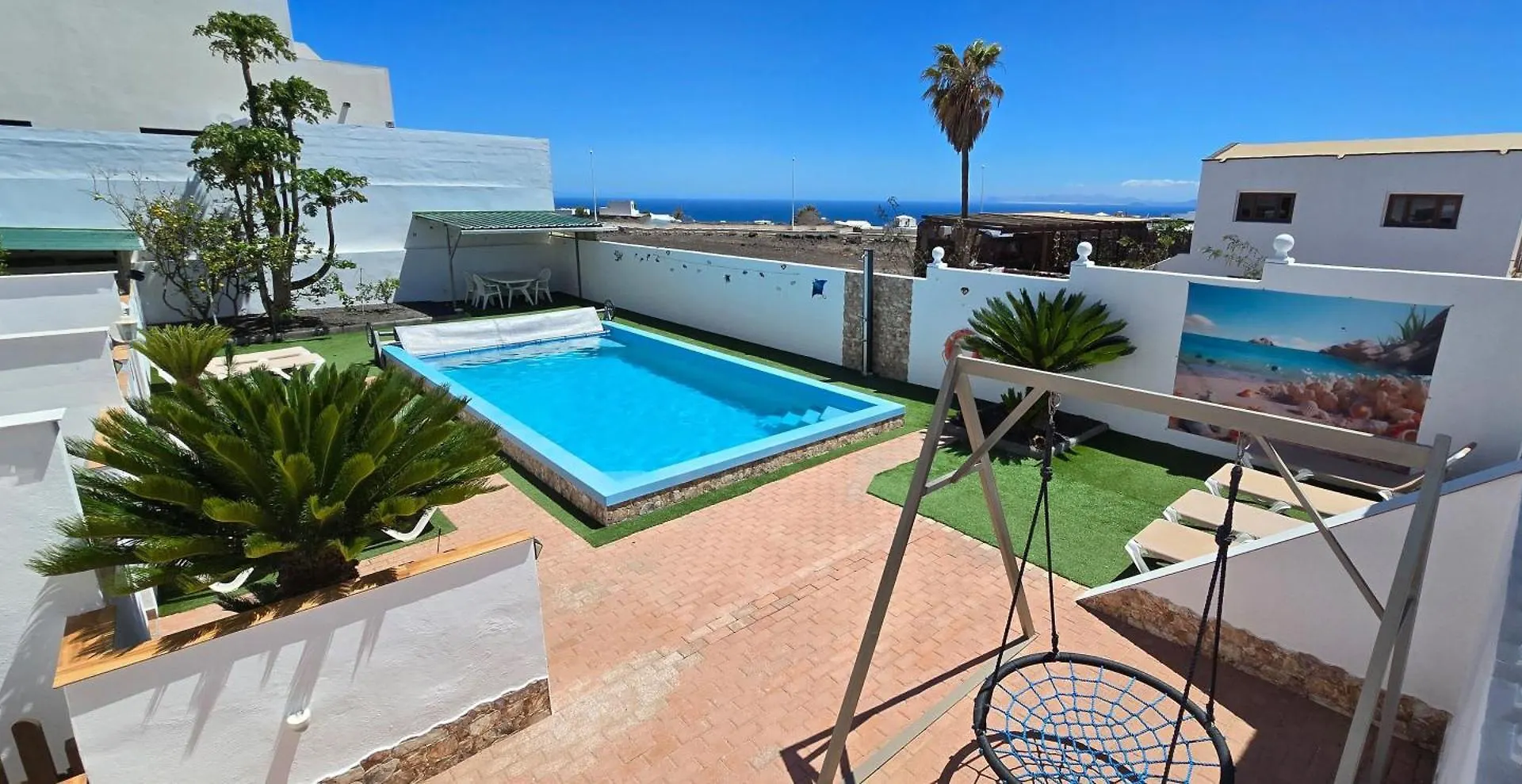 Casa Roja 3 Tias - Quiet Resort, Central, Parking contacts