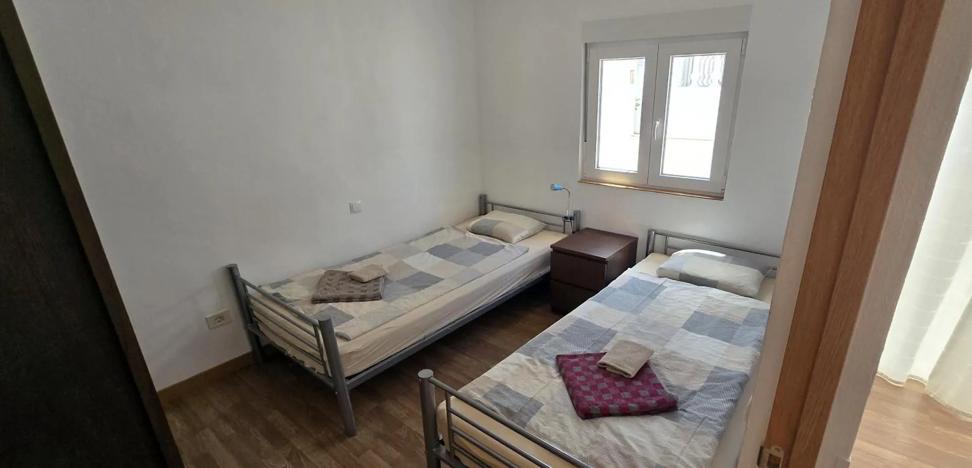 Casa Roja 3 Tias - Quiet Resort, Central, Parking 0*,  Španělsko